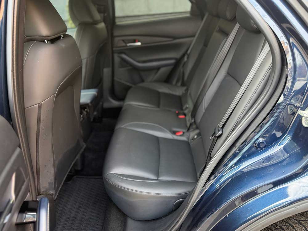 Оренда Mazda CX-30