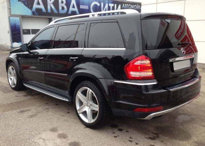 SUV for rent Mercedes GL