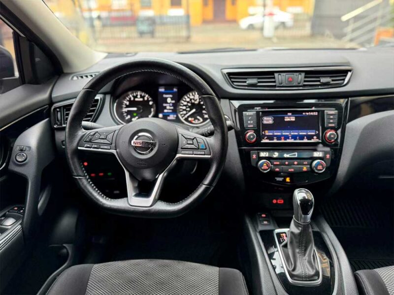 Аренда Nissan Qashqai 2.0 AWD 2021 в Киеве – стиль, динамика, безопасность