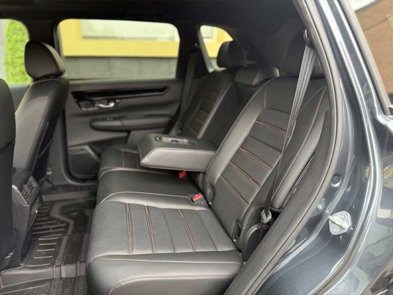 Прокат позашляховика Honda CR-V гібрид